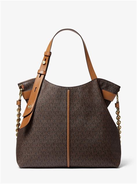 Downtown Astor Large Logo Shoulder Bag .